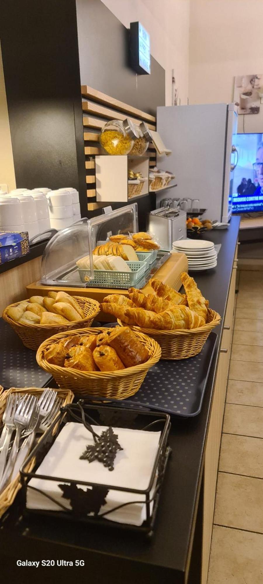 Hotel Restaurant Du Lac Graulhet Εξωτερικό φωτογραφία